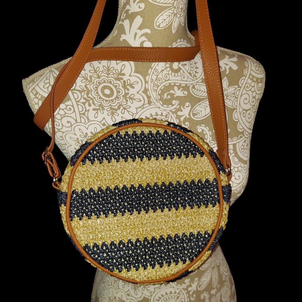 Jewell by Thirty-One Round About Straw Crossbody Purse